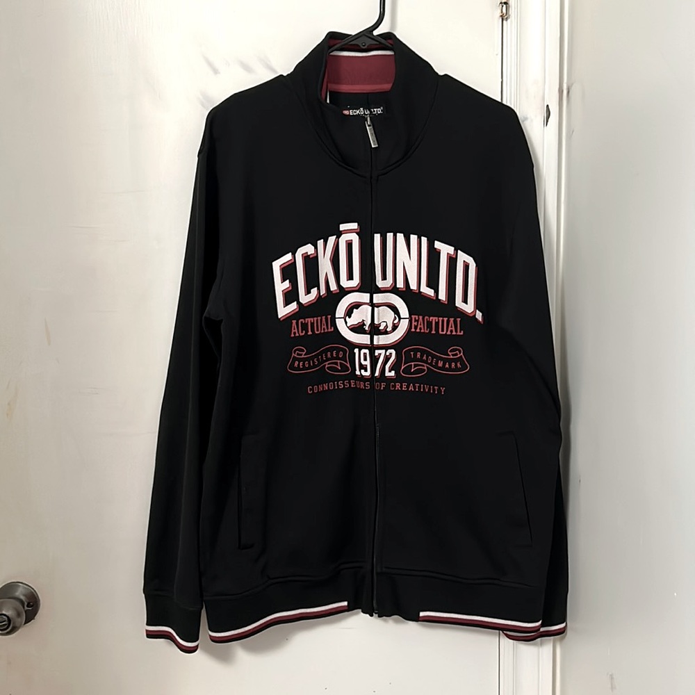 Zip up ECKŌ Unlimited sweater